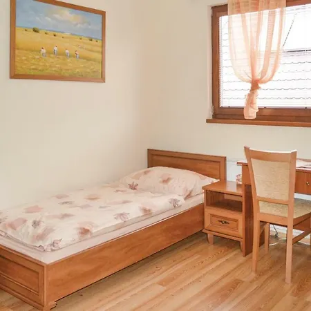 Feriehus Six Bedroom Holiday In Stará Bystrica
