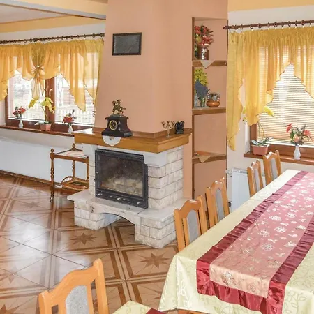 Six Bedroom Holiday In * Stará Bystrica